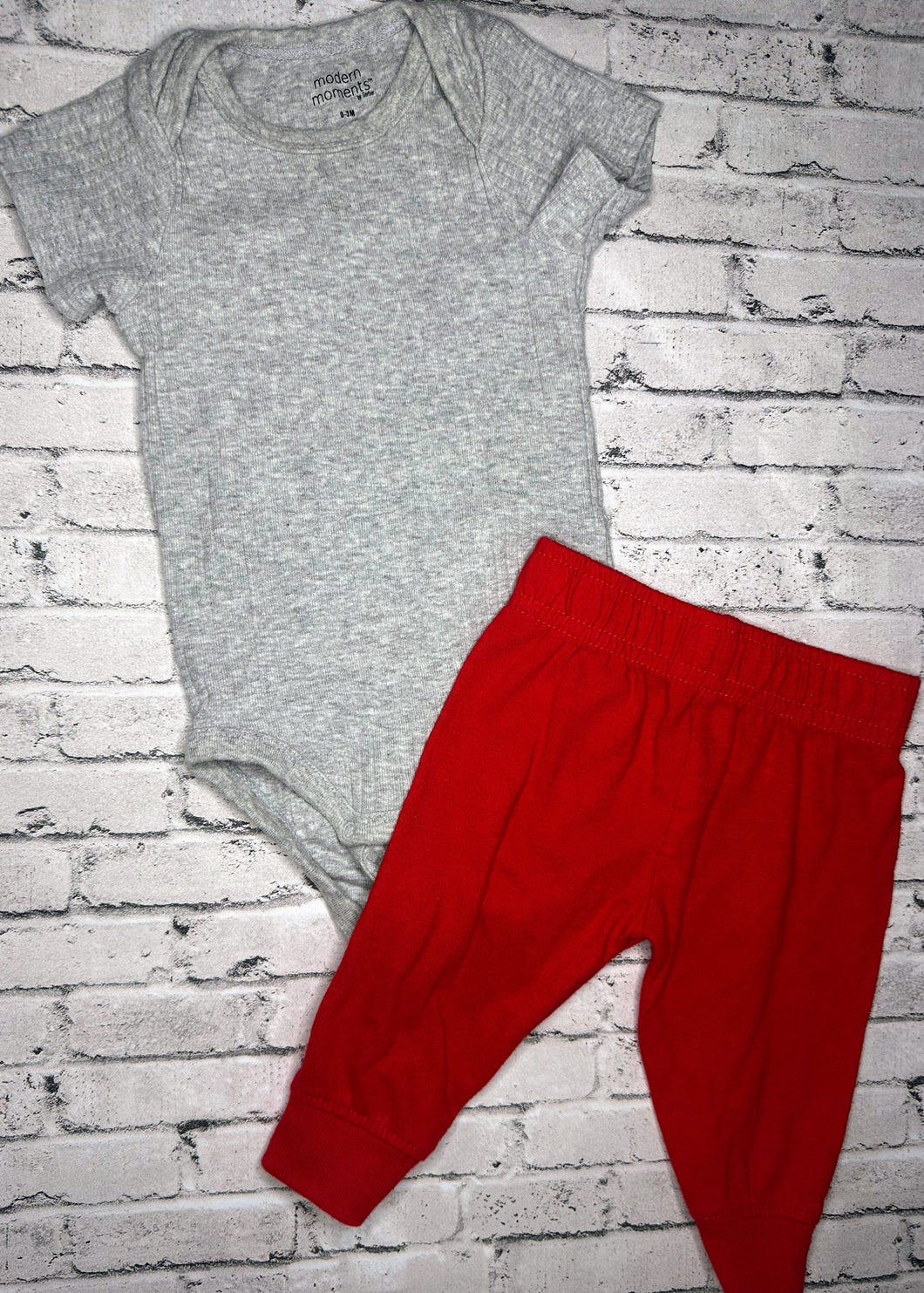 Gray/Red Set- 0/3m