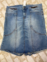 Load image into Gallery viewer, Candies Jean Skirt (13)

