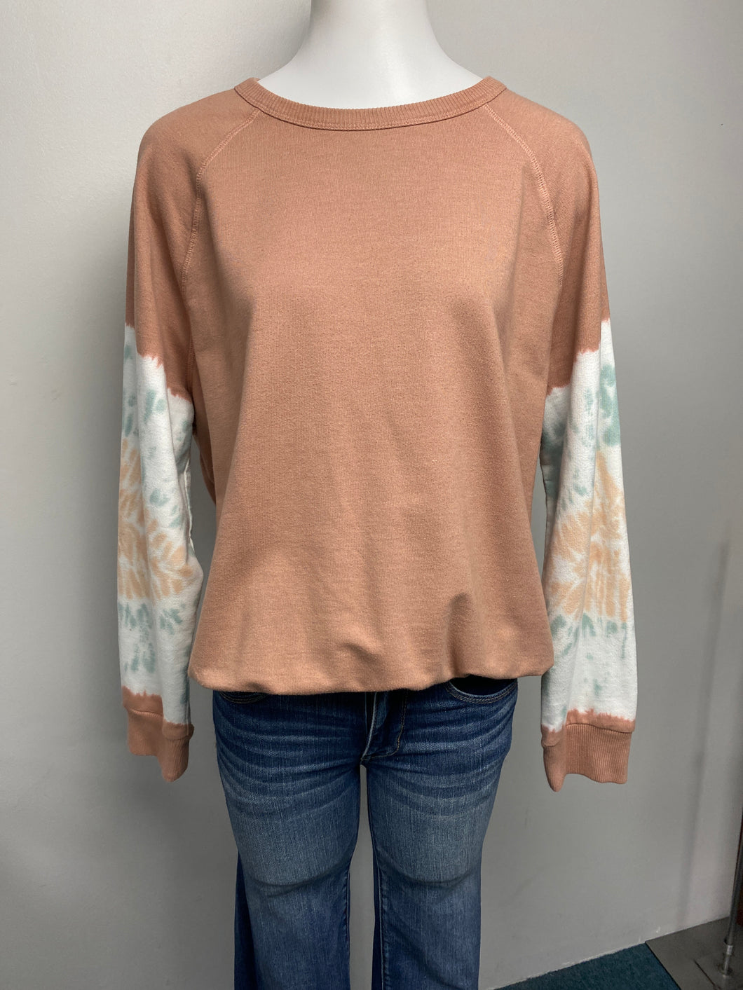 Universal thread tie dye sweater (L)