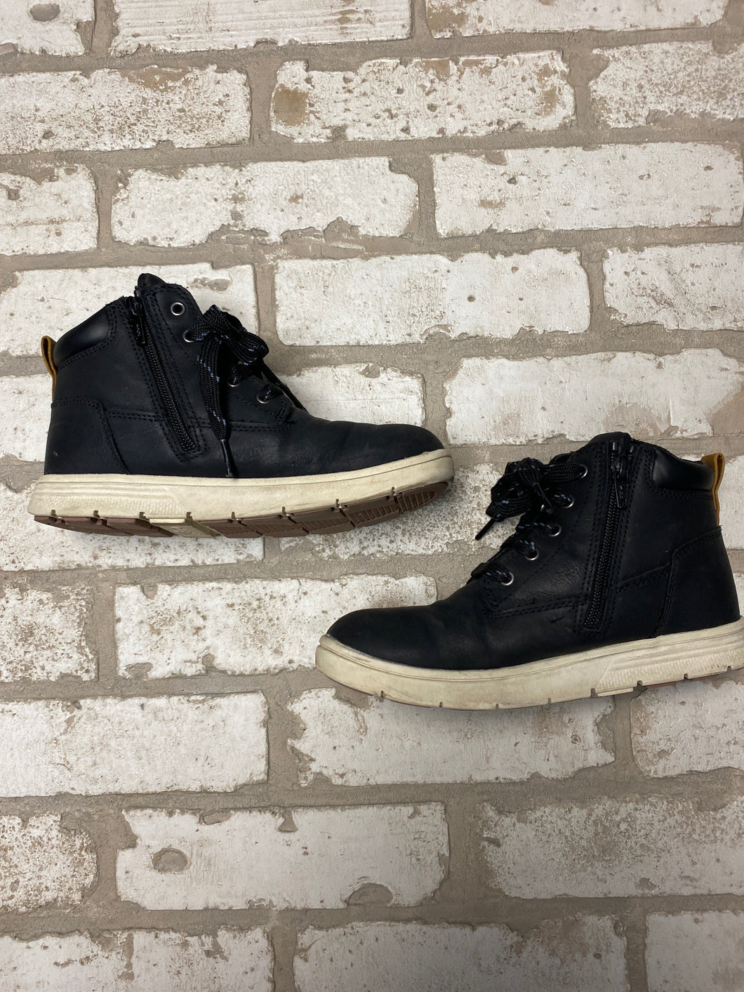 CAT & Jack Black Boy's shoes (2)