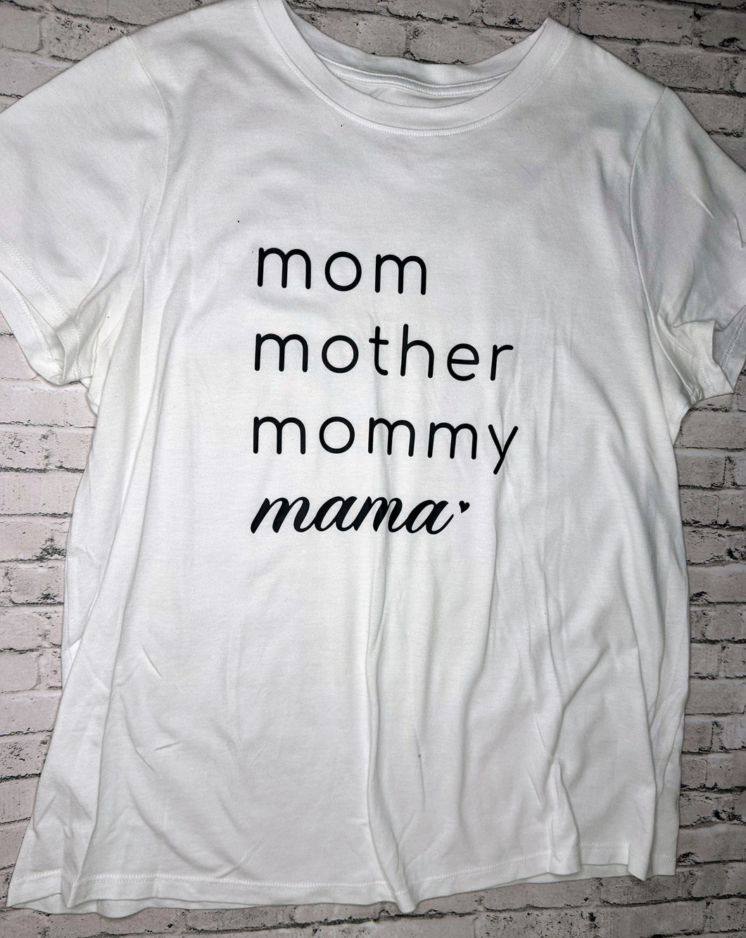 Isabelle Maternity: “Mom” Tee- Medium