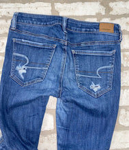 Load image into Gallery viewer, American Eagle Jegging- (Size 8)
