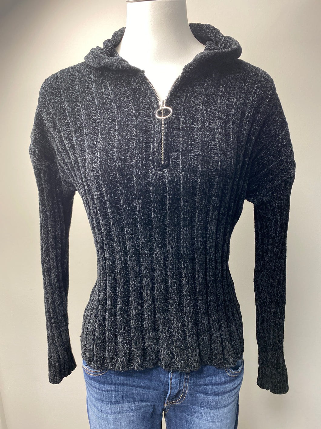 Pink Republic Black Pullover (M)