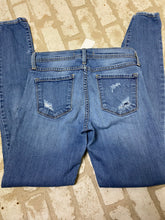 Load image into Gallery viewer, Flying Monkey Distressed Jeans (26/2)

