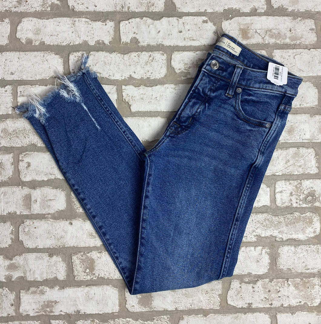 GAP High Rise Slim Straight- (Size 27