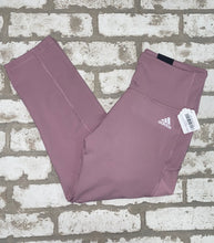 Load image into Gallery viewer, Adidas Leggings NEW!- (M)
