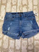 Load image into Gallery viewer, Lucky Brand Kids Shorts (12)
