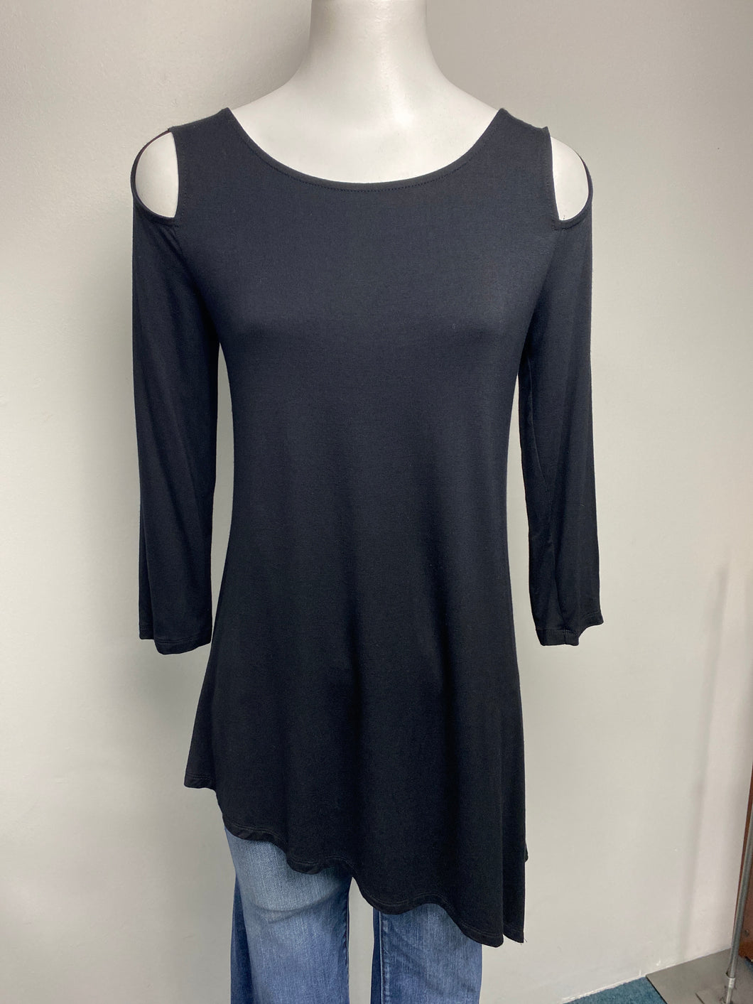 A&I black long sleeve (S)