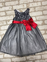 Load image into Gallery viewer, Youngland Dress (5)
