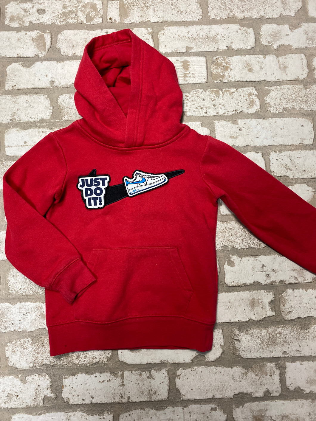 Red Nike boy's Hoodie (4)