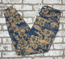 Load image into Gallery viewer, Anthropologie Joggers- (M)
