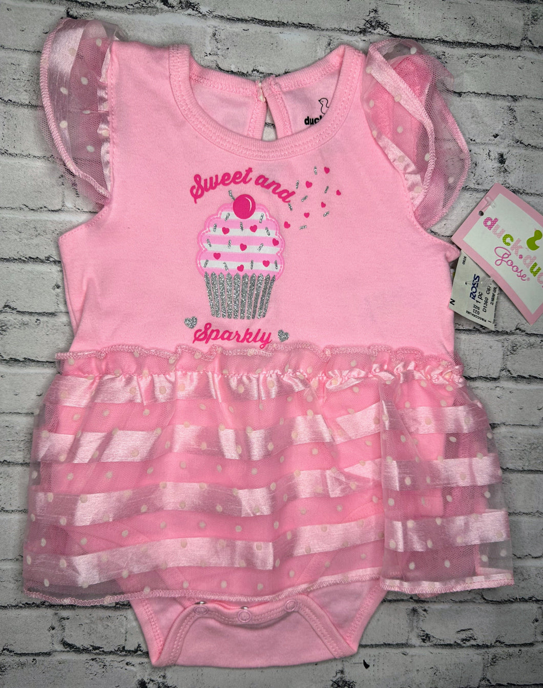 Duck Duck Goose: “Sweet and Sparkly” Bodysuit- 6/9m NEW!