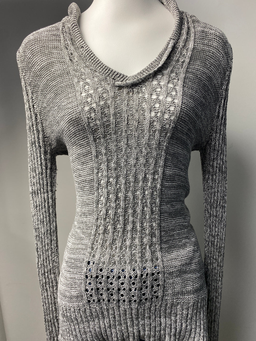 ROXY Gray Sweater (L)
