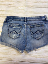 Load image into Gallery viewer, Refuge denim Shorts (12)

