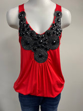 Load image into Gallery viewer, studio Y red tank top (M)
