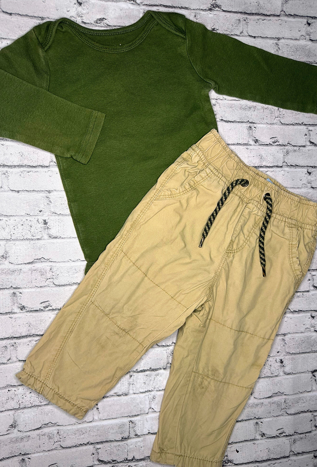 Carter’s/Baby GAP: 2pc Olive + Tan Set- 12m