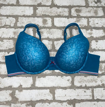 Load image into Gallery viewer, Cacique Bra- (Size 46C)
