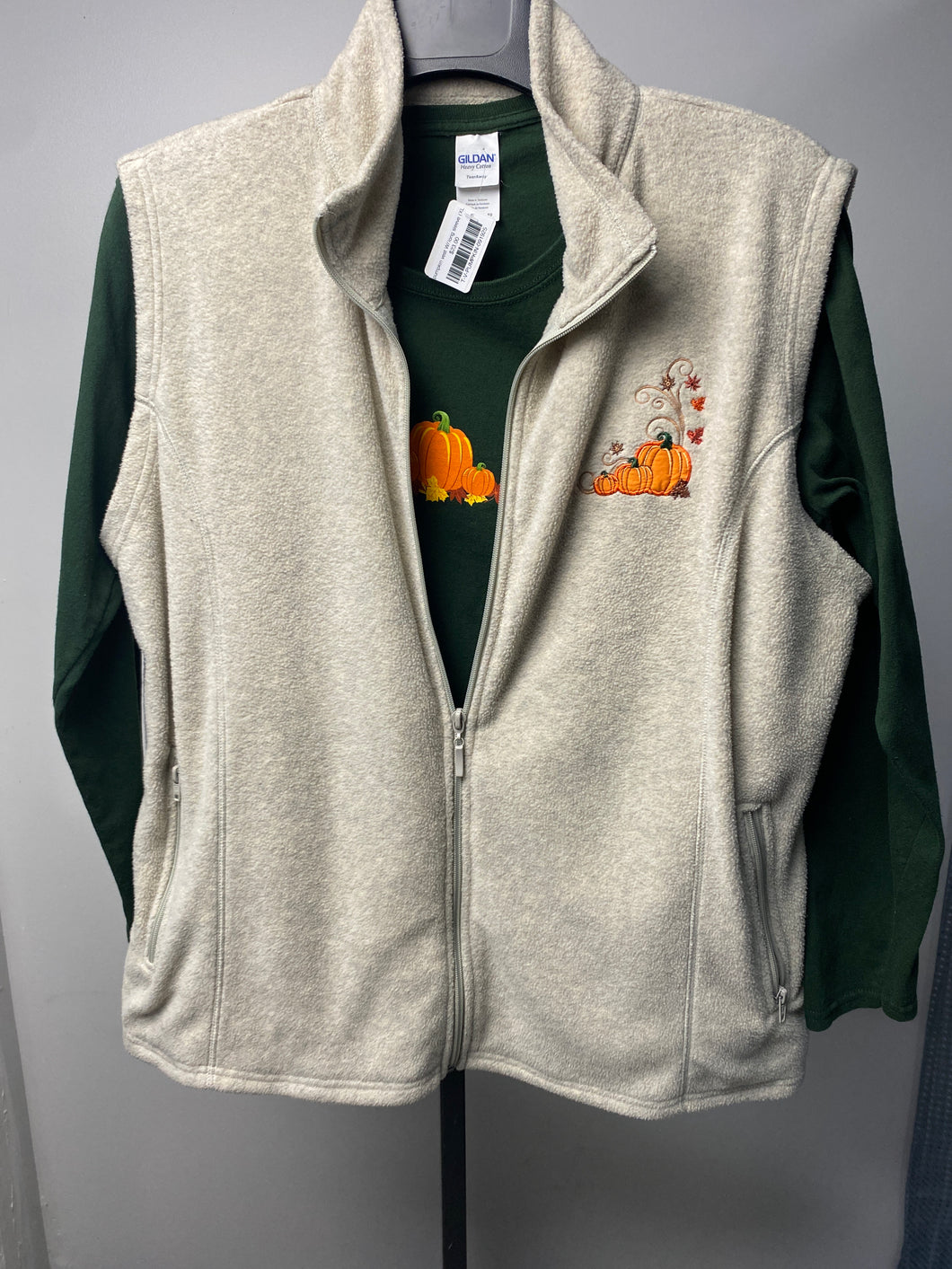 pumpkin vest W/ long sleeve (XL)