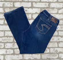 Load image into Gallery viewer, Silver Tuesday Bootcut- (Size 18)
