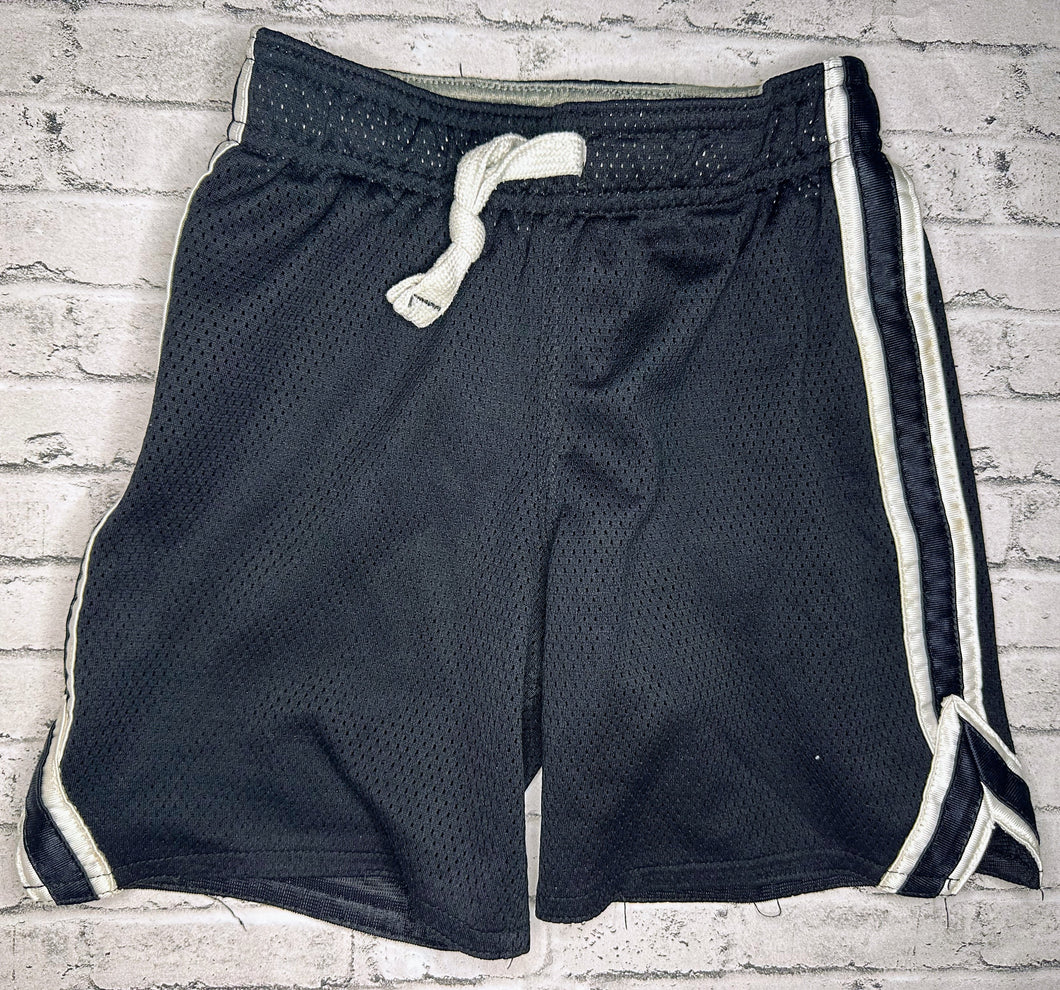 Carter’s: Black Athletic Shorts- 3T