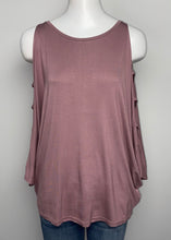 Load image into Gallery viewer, Maurices Open Shoulder NEW!- (M)
