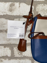 Load image into Gallery viewer, Adrienne Vittadini Crossbody NEW!
