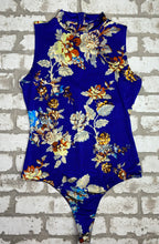 Load image into Gallery viewer, Guess Mock Neck Bodysuit- (M)
