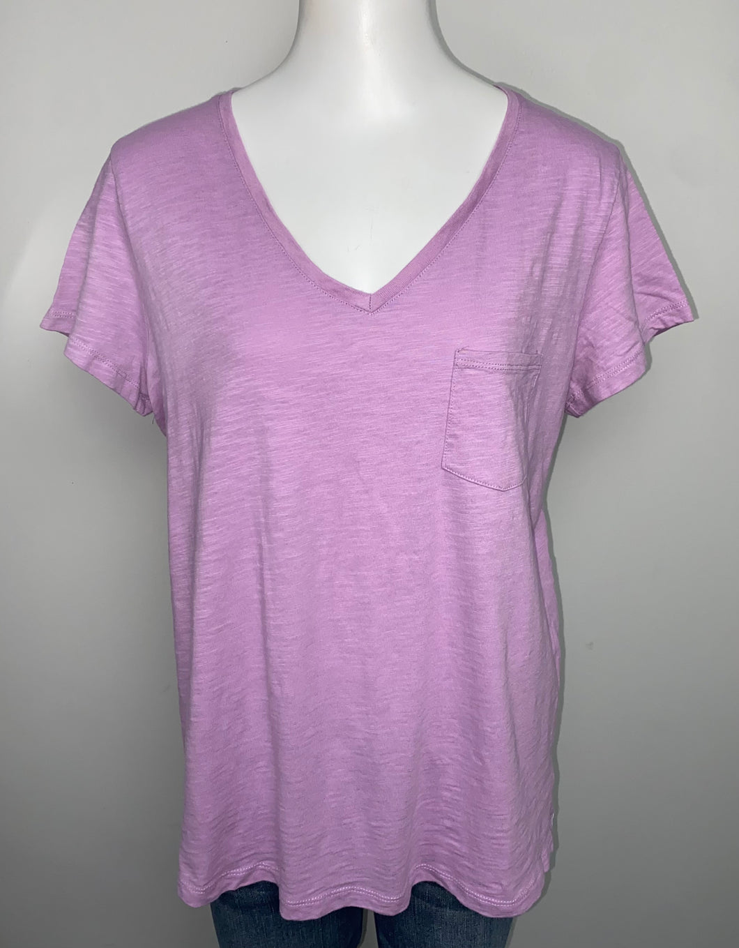 A&I V-Neck- (L)