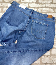 Load image into Gallery viewer, American Eagle 90&#39;s NEW!- (Size 20)
