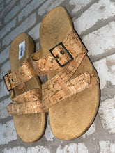 Load image into Gallery viewer, Vionic Cork Sandals- (Size 11)
