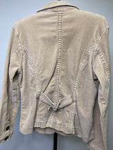 Load image into Gallery viewer, Butterfly Label (L) Women's Corduroy Trucker Jacket Beige
