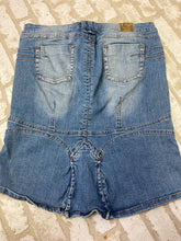 Load image into Gallery viewer, Candies Jean Skirt (13)

