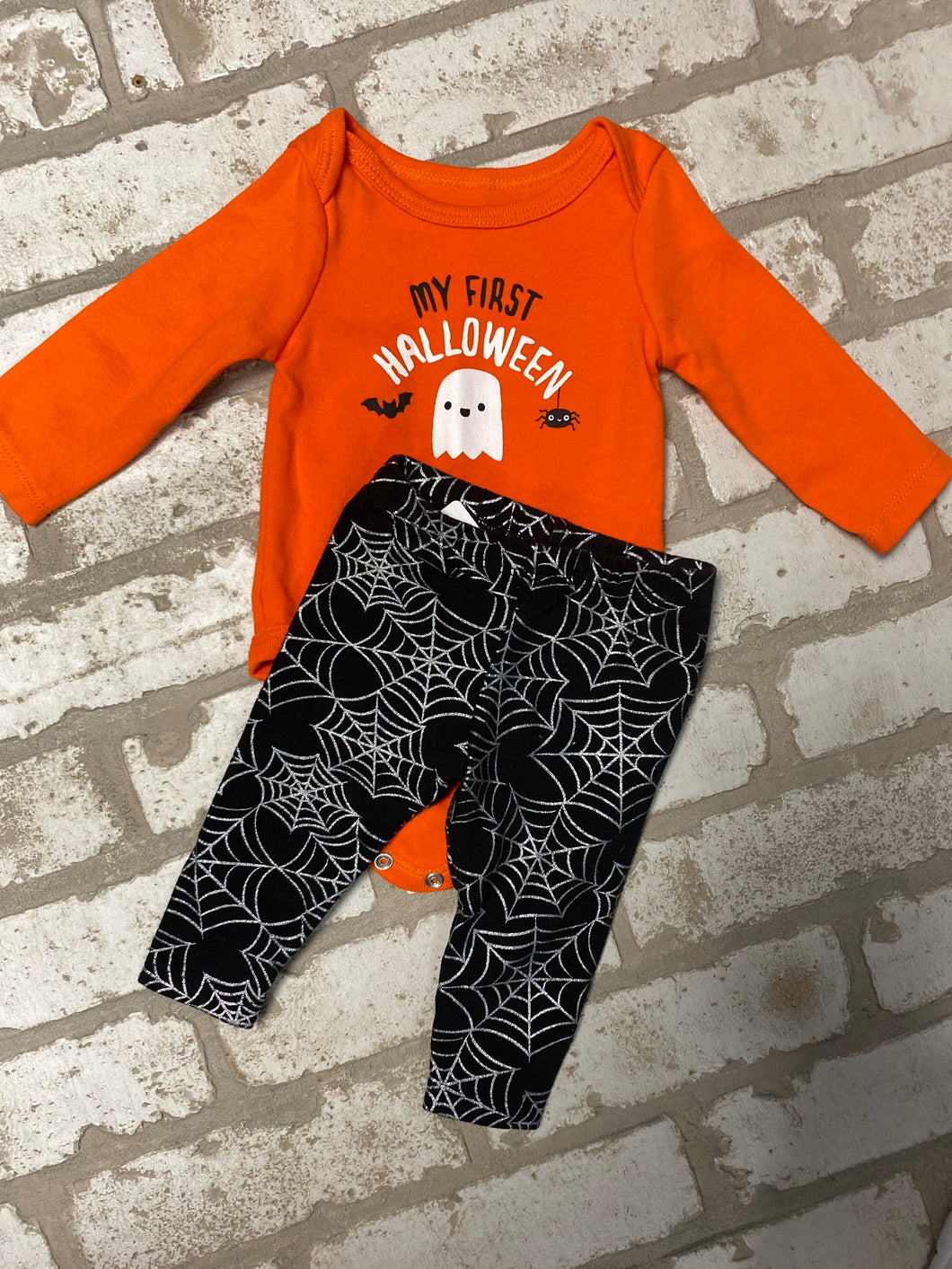 first halloween set (0-3m)