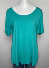 Load image into Gallery viewer, Maurices 24/7 Tee- (L)
