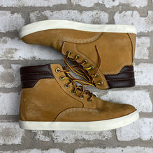 Load image into Gallery viewer, Timberland Dausette Sneaker Boot- (Size 7)
