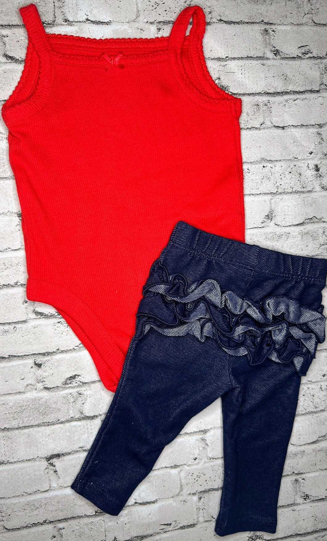 Garanimals: 2pc Red + Ruffle Butt Set- 0/3m