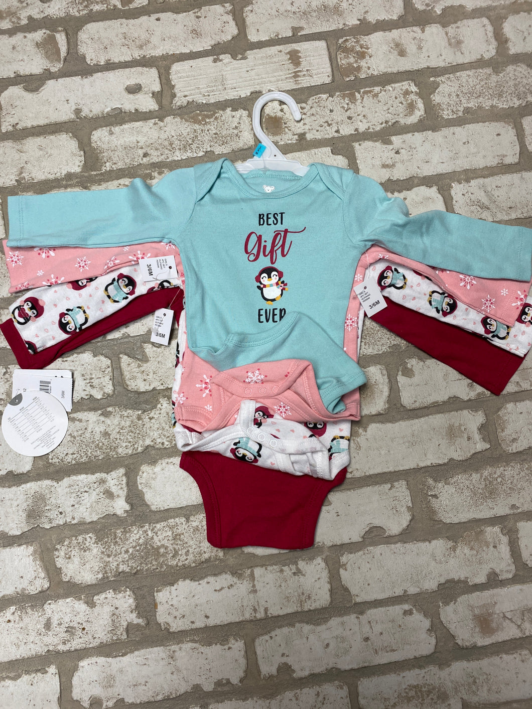 4pc Winter onesie (3/6M)