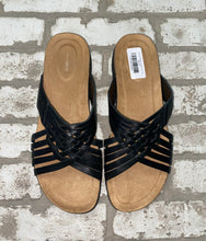 Load image into Gallery viewer, Easy Spirit Meadow Sandals- (Size 12)

