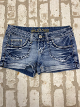 Load image into Gallery viewer, Wallflower denim shorts (5)
