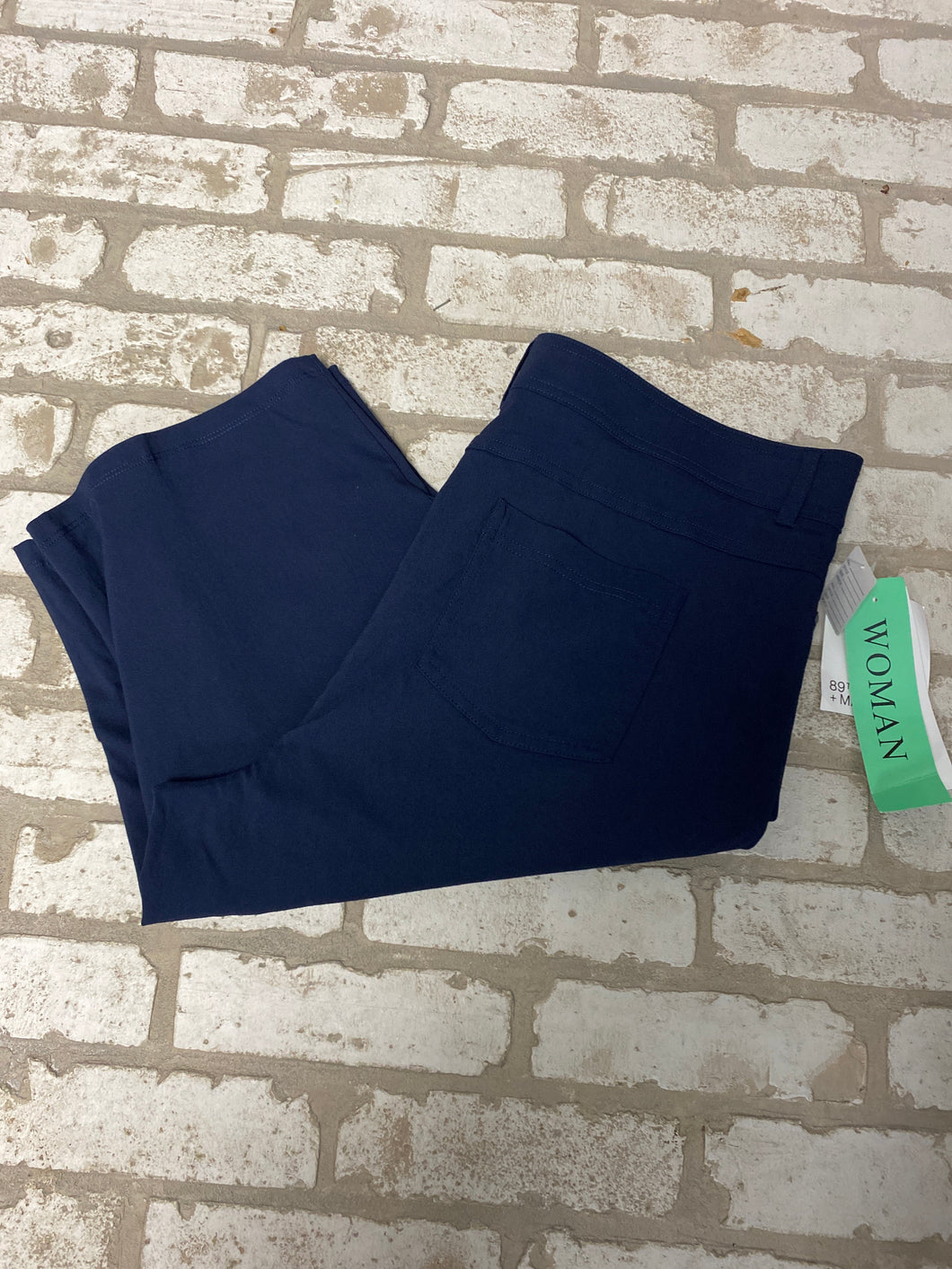 89th Madison blue capri (18) NEW