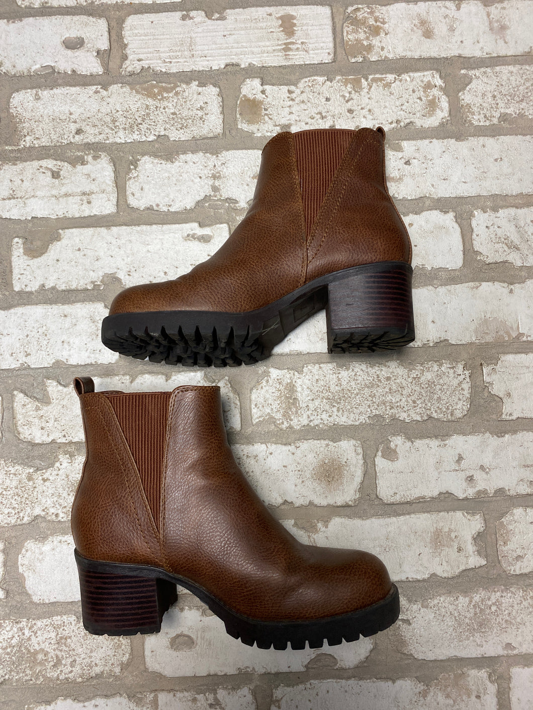 MIA Brown Heeled Booties (7)