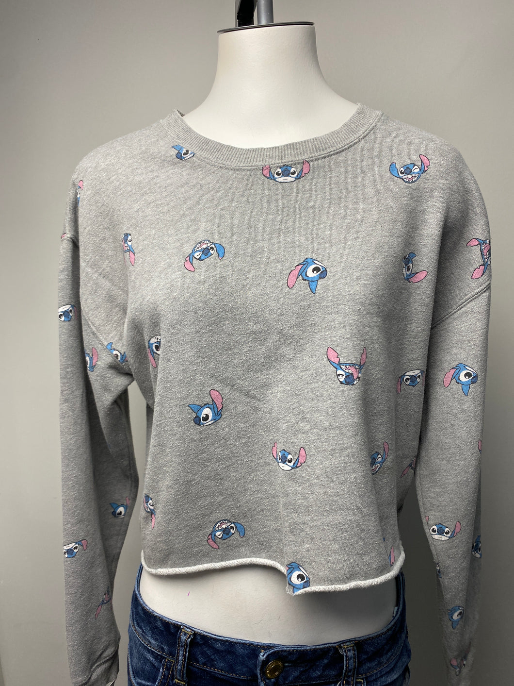 stich sweatshirt (M)