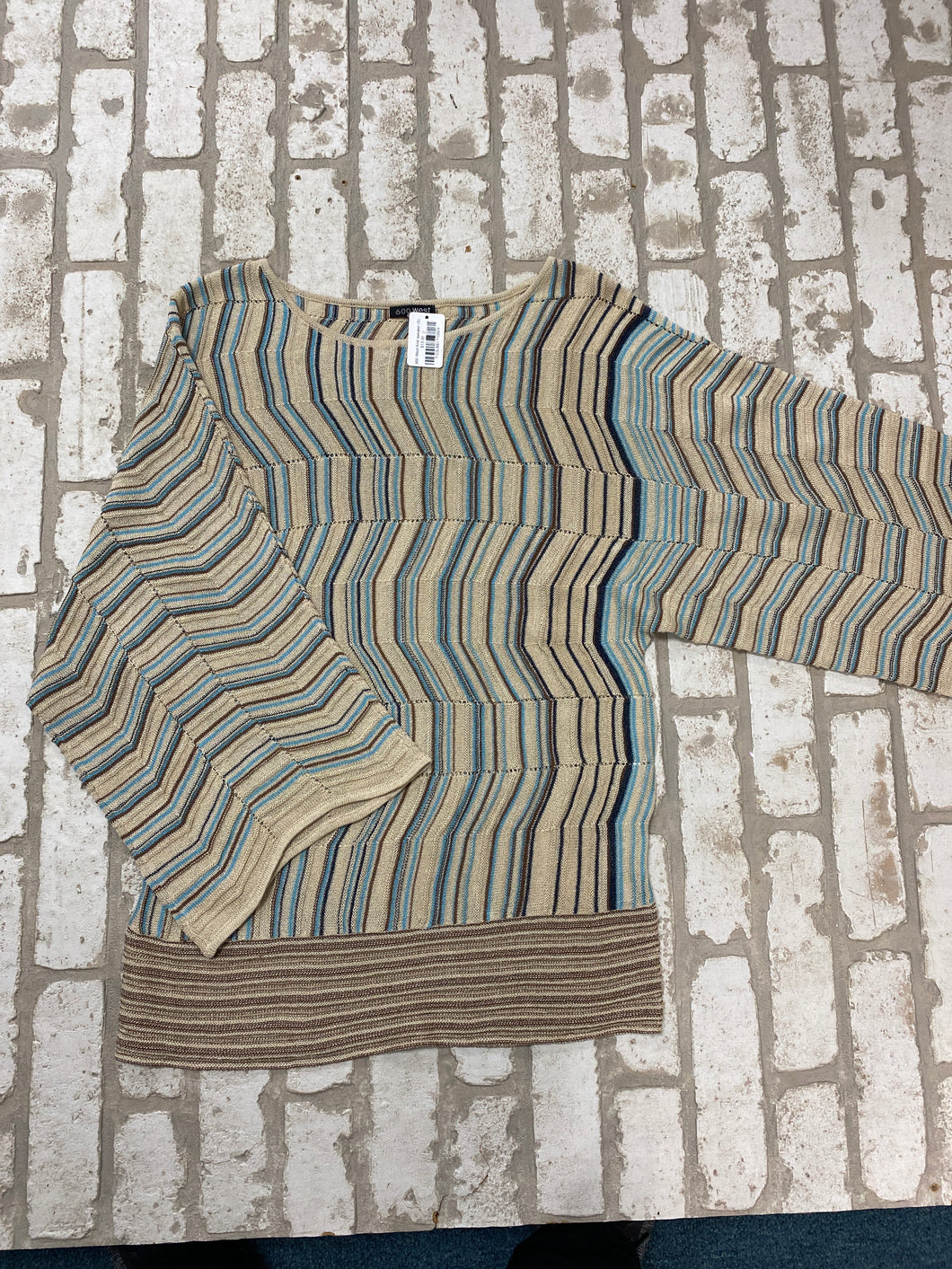 600 West Knit sweater (S)