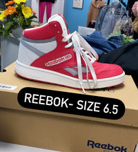 Load image into Gallery viewer, Reebok Bball Sneakers- (Size 6.5)
