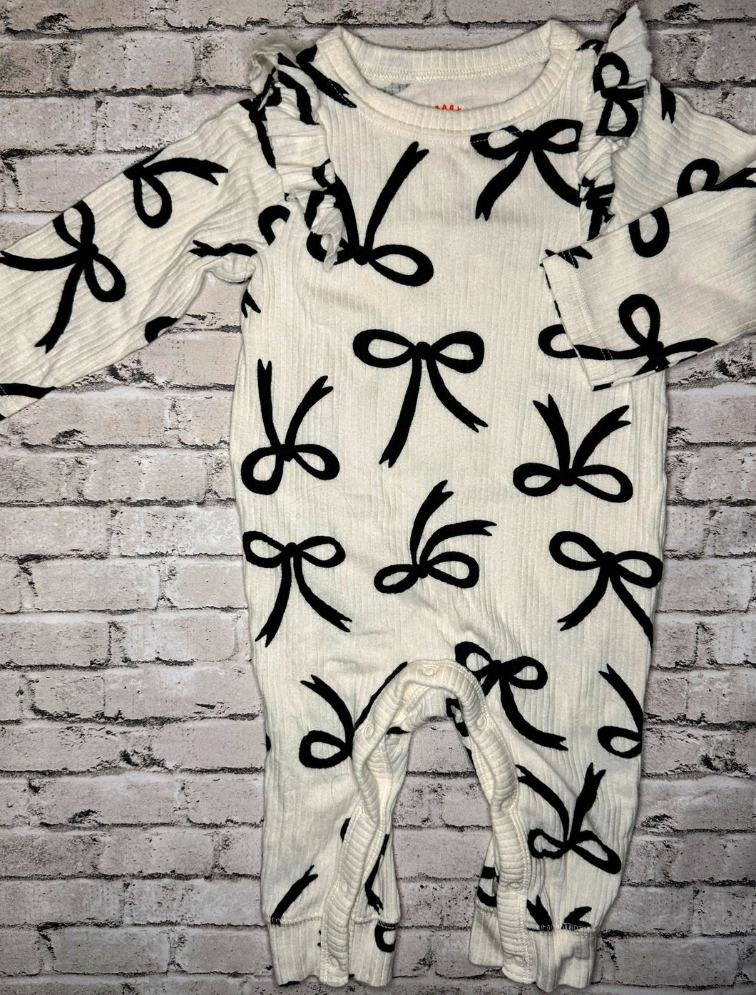 Cat & Jack: Bow Jumpsuit- 3/6m