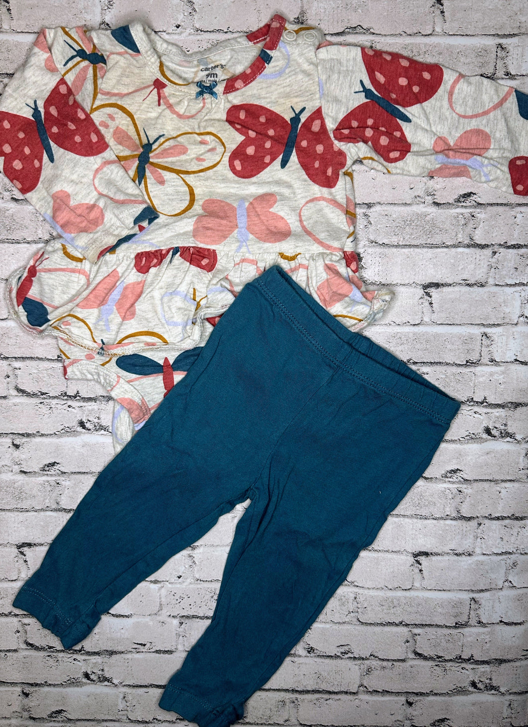 Carter’s: 2pc Butterfly Set- 9m