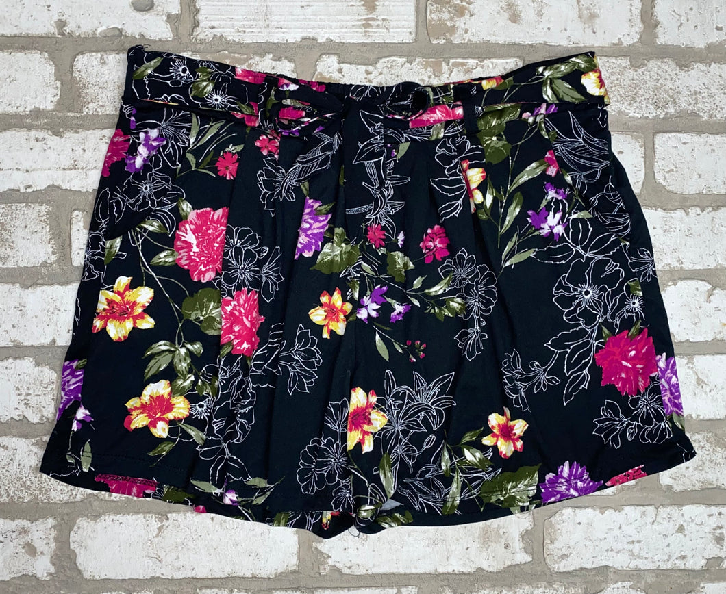 French Laundry Shorts- (L)