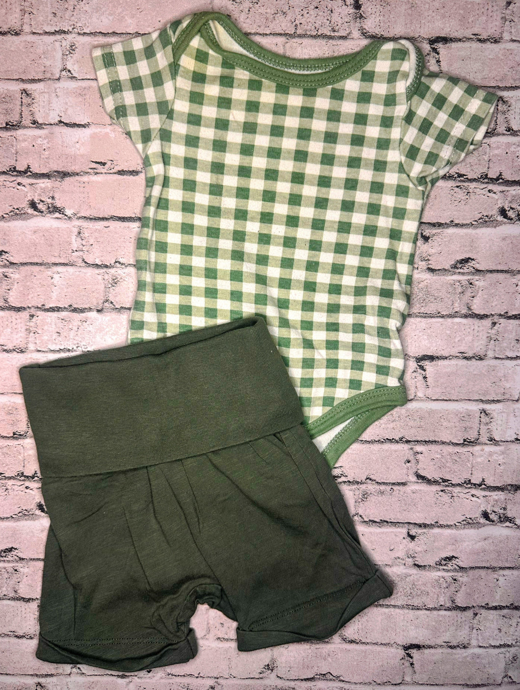 2pc Olive Checkered Set- 3/6m