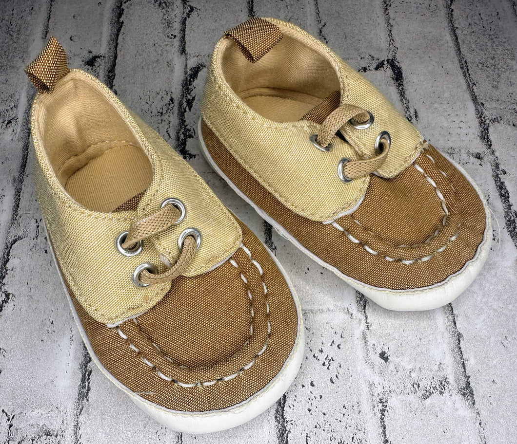 Tommy Bahama: Tan Soft Shoes-3/6m