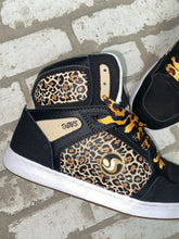 Load image into Gallery viewer, DVS Honcho Leopard NEW!- (Size 8.5)

